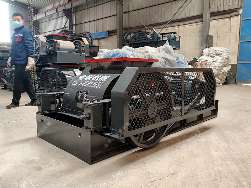 高鈣石灰石破碎難題？雙齒輥破碎機(jī)為您一一化解